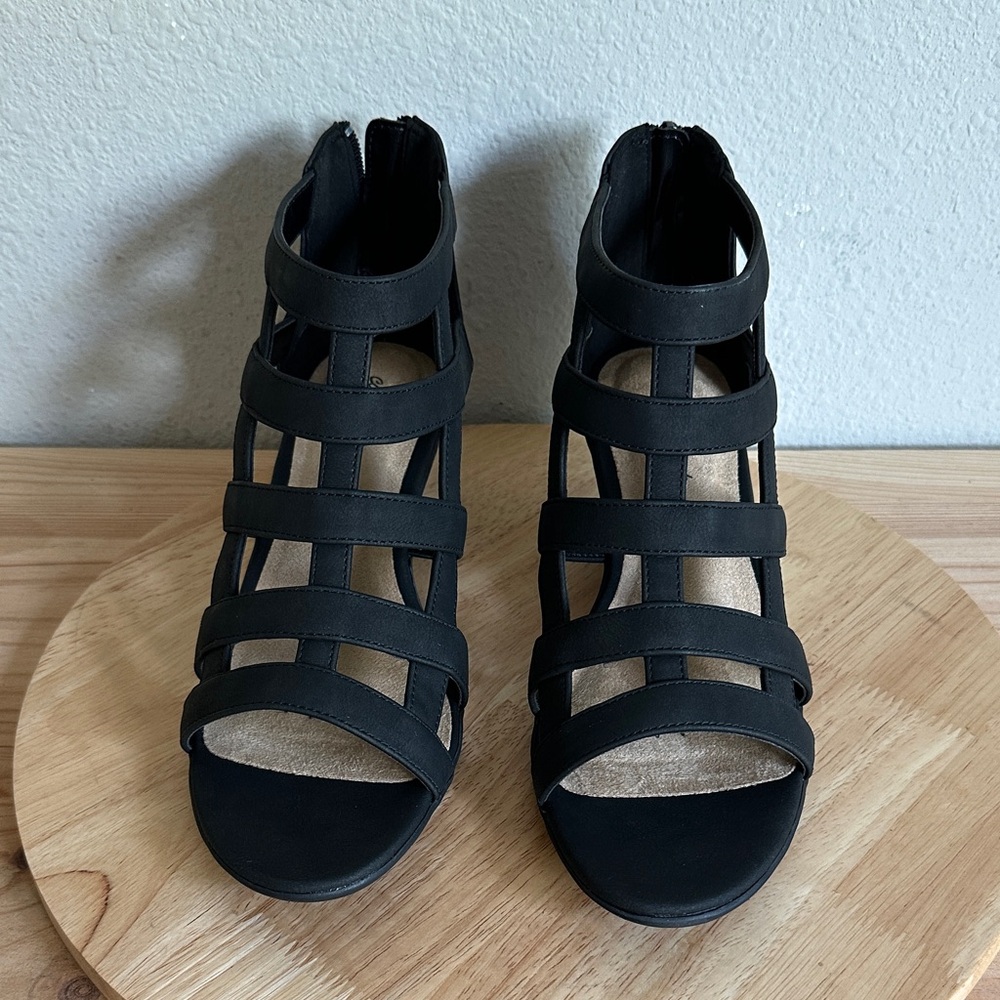 Easy Street Womens Marg Heeled Sandals